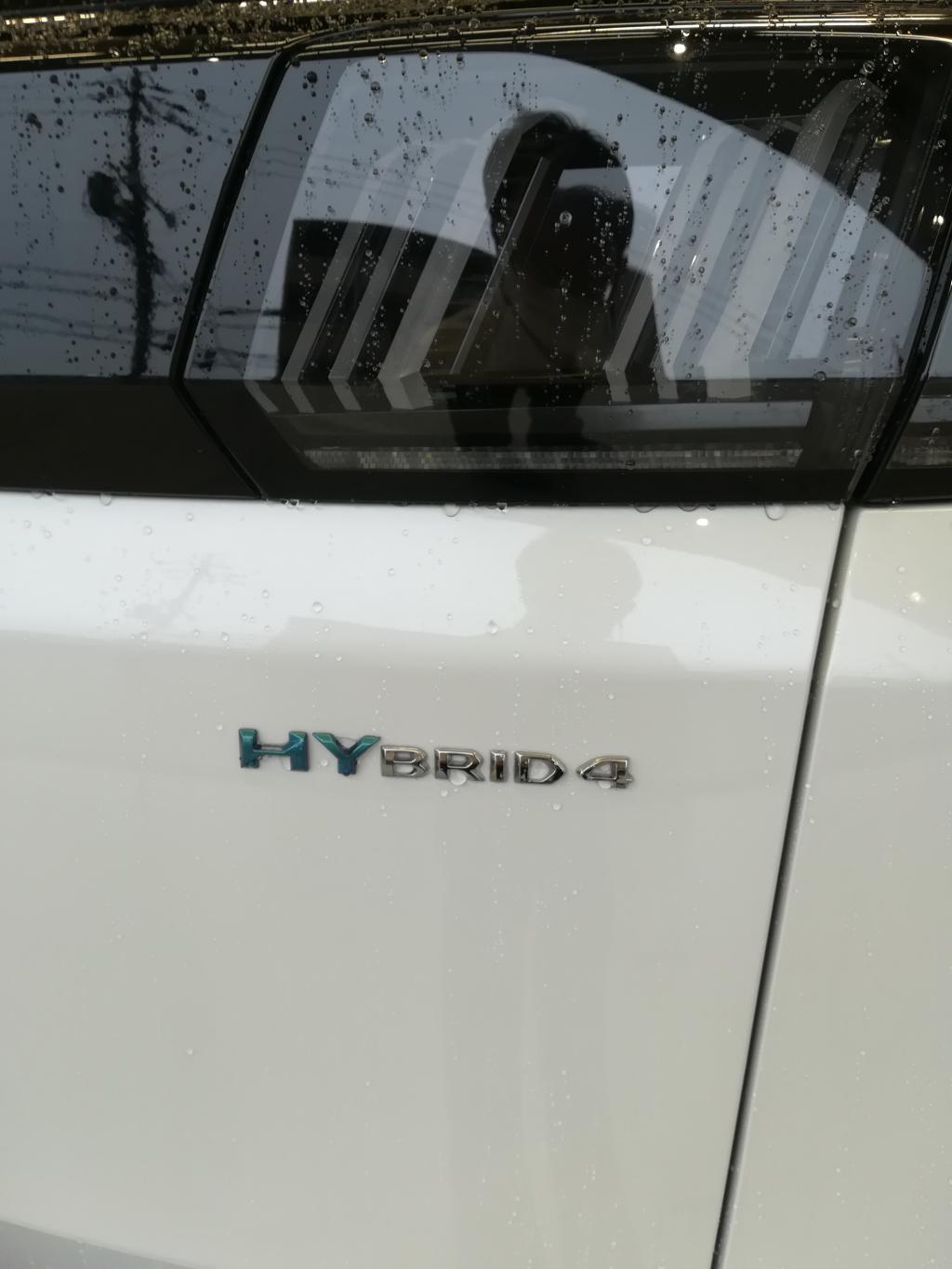 3008 GT  HYBRID4