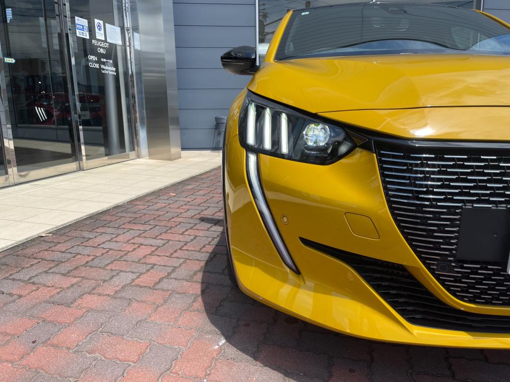 おすすめ認定中古車208GT