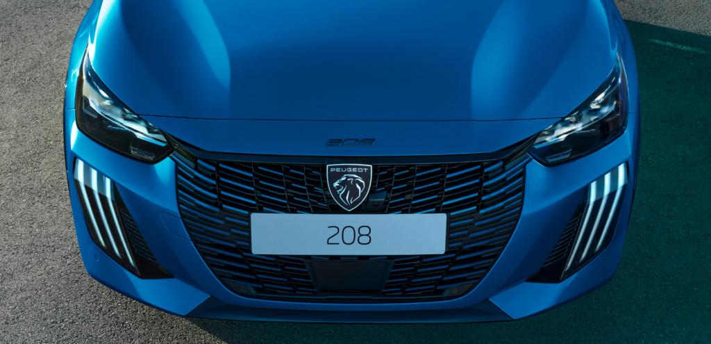 NEW PEUGEOT 208 HYBRID　DEBUT！